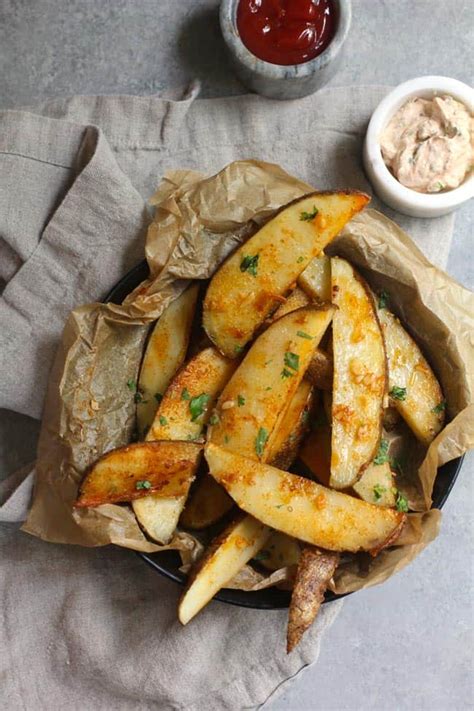 baked-garlic-home-fries-suebee-homemaker image