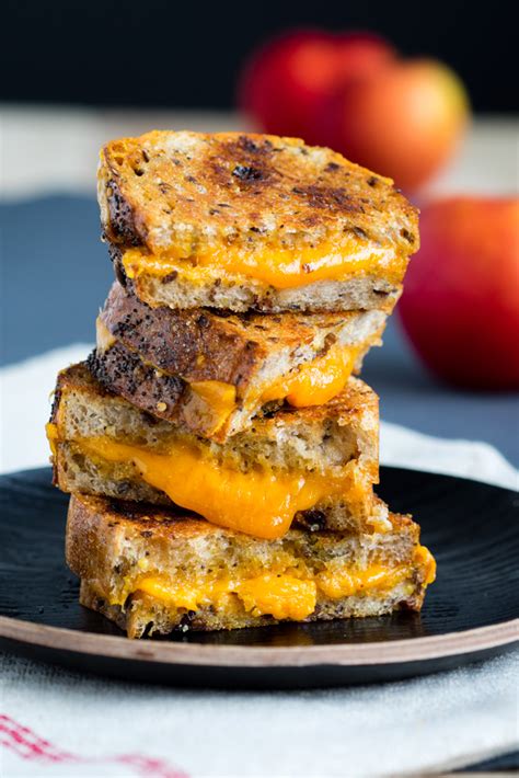raisin-bread-grilled-cheese-recipe-the-worktop image