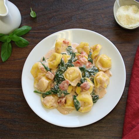 spinach-tomato-tortellini-ready-set-eat image