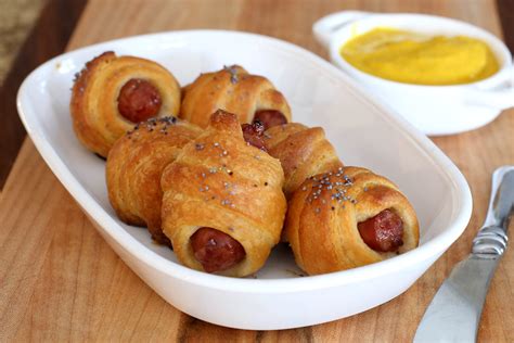 9-creative-recipes-using-crescent-rolls-the-spruce-eats image