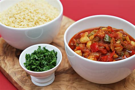 spanish-chickpea-and-tomato-stew image