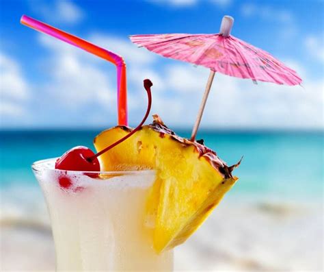 20-frozen-tropical-drinks-that-feel-like-youre-on image