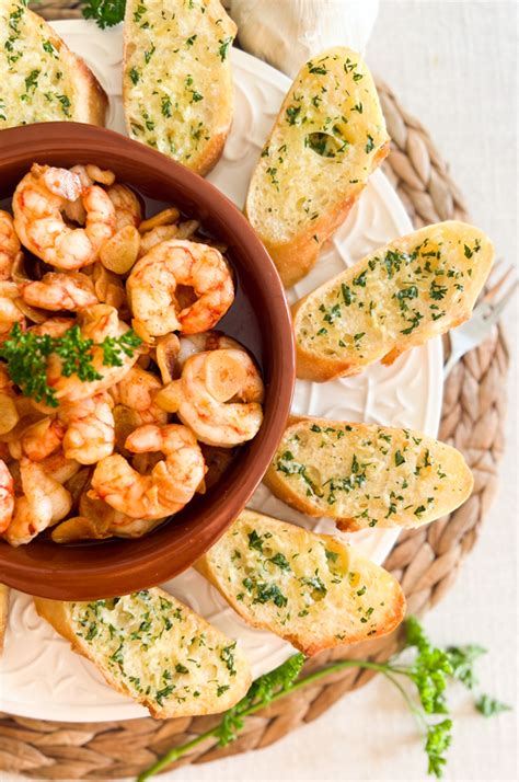 spanish-garlic-shrimp-garlic-toast-the image