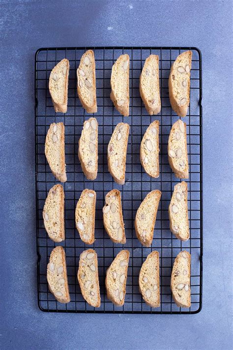 cantucci-easy-italian-almond-biscotti-wandercooks image