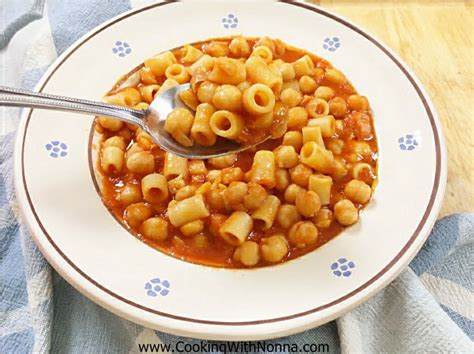 pasta-and-chickpeas-pasta-e-ceci-cooking-with-nonna image