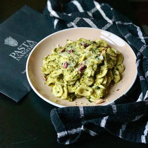 the-perfect-pistachio-pesto-recipe-pasta-evangelists image