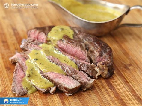 steak-with-quick-mustard-peppercorn-sauce-ketodiet image