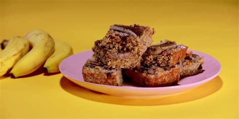 chocolate-chip-banana-bread-oatmeal-bars image