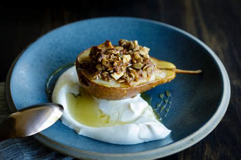 10-easy-to-cook-recipes-with-pears image
