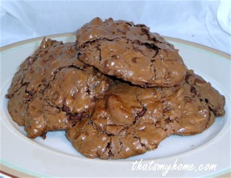 flourless-chocolate-chewy-cookies-recipes-food-and-cooking image