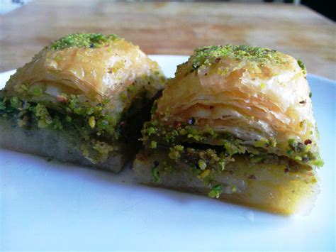 homemade-pistachio-turkish-baklava-recipe-the image