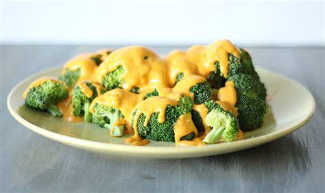 5-minute-vegan-cheeze-sauce-daiya-foods image