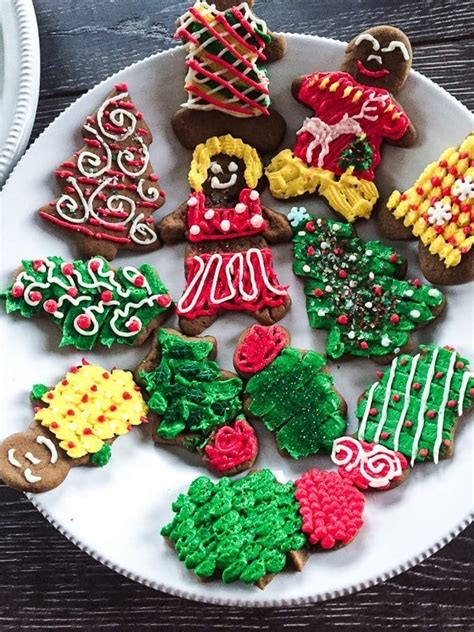 gingerbread-cookie-cutouts-with-buttercream-frosting image