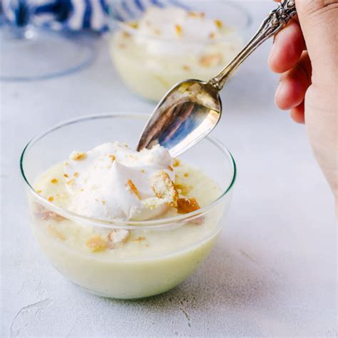 classic-banana-pudding-recipe-centercutcook image