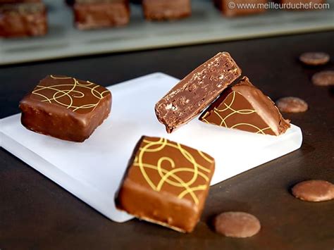 milk-chocolate-squares-with-popping-candy-crispy image