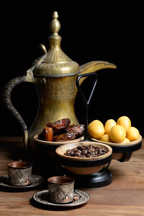 omani-coffee-and-dates-international-cuisine image