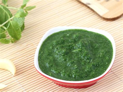 mint-chutney-recipe-easy-to-make-spicy-indian-mint image