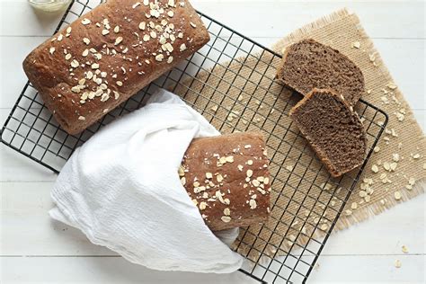 outback-copycat-honey-whole-wheat-bread image