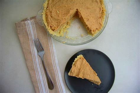 peanut-butter-pie-low-carb-gluten-free-divalicious image