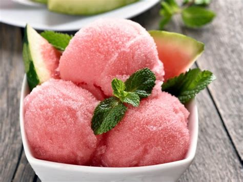 fresh-melon-gelato-recipe-cdkitchencom image