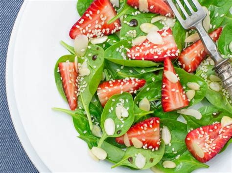 spinach-strawberry-and-almond-salad image
