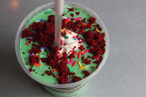 10-healthy-milkshake-recipes-to-make-balanced-living-easy image