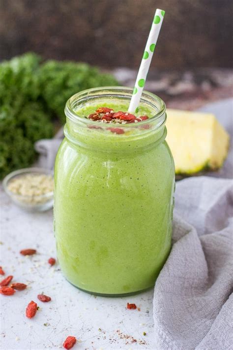 healthy-kale-pineapple-smoothie-no-added-sugars image