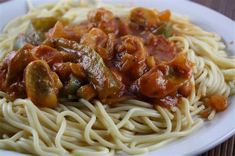 italian-chicken-and-peppers-spaghetti-recipe-cullys image