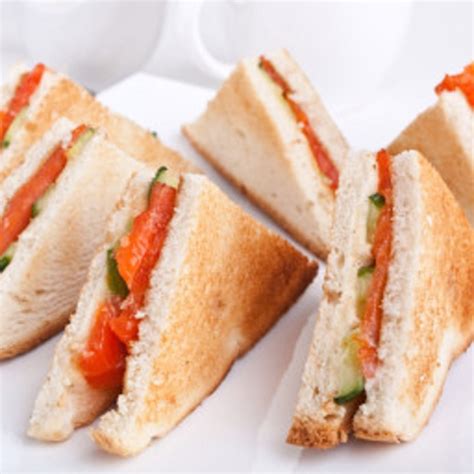 smoked-salmon-sandwiches-with-capers-and-red-onion image
