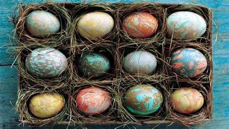 how-to-make-marbleized-easter-eggs-martha-stewart image