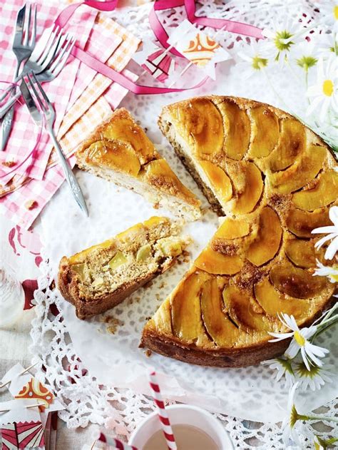 upside-down-apple-cake-with-calvados-glaze image