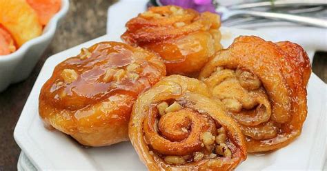 10-best-caramel-rolls-with-crescent-rolls image