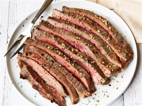 broiled-flank-steak-recipe-healthy-recipes-blog image
