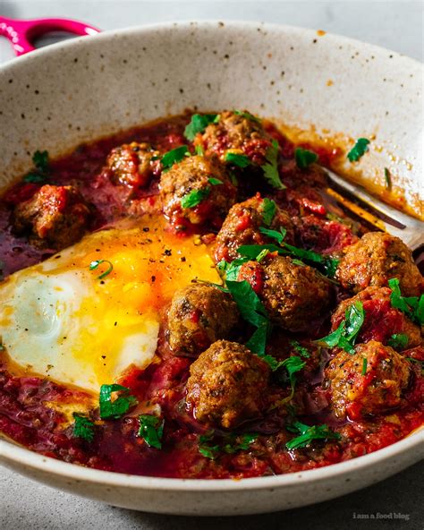 moroccan-lamb-meatballs-in-tomato-sauce-i-am-a-food image