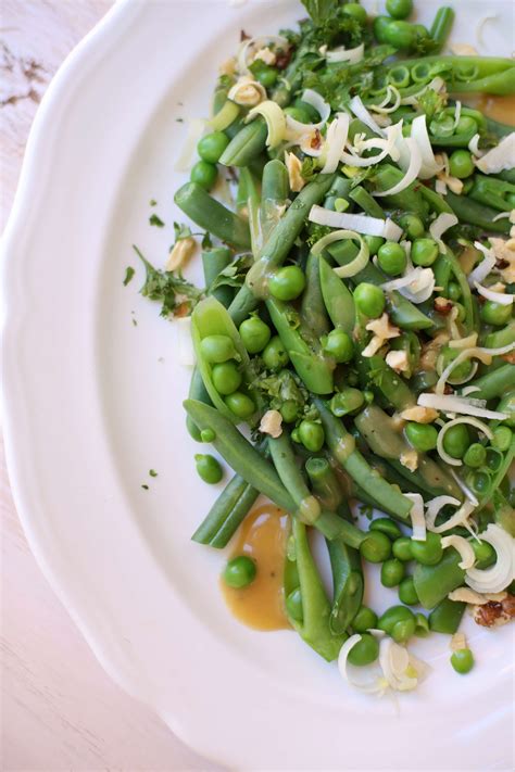 green-bean-and-pea-salad-studio-delicious image