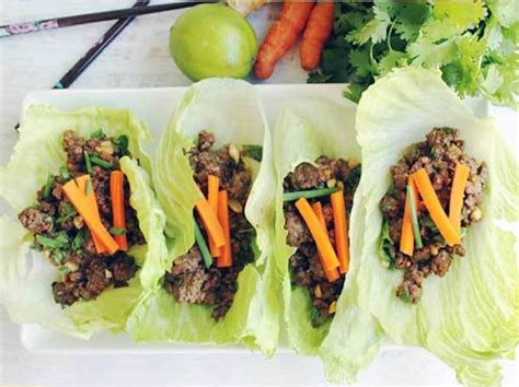 sriracha-and-soy-sauce-beef-lettuce-wraps image