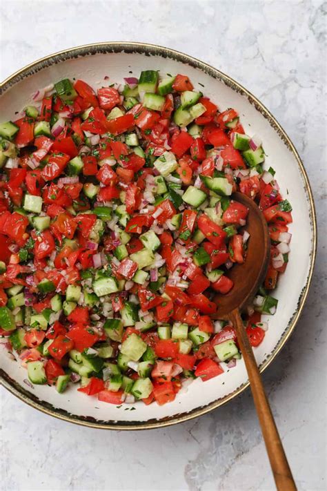 light-fresh-israeli-salad-recipe-well-seasoned-studio image