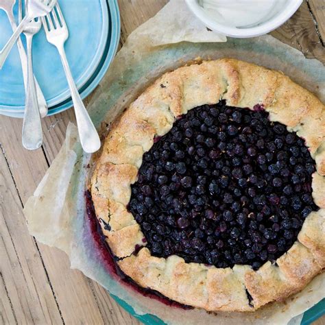 free-form-blueberry-tart-recipe-jeremy-sewall-food-wine image