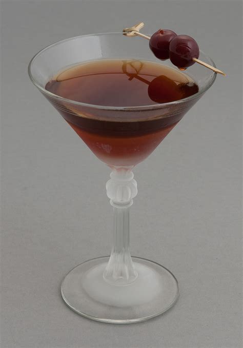 rob-roy-cocktail-wikipedia image