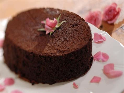 chocolate-cream-cake-recipes-cooking-channel image
