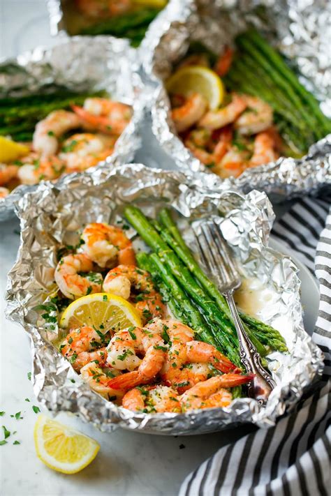 shrimp-and-asparagus-foil-packs-with-garlic-lemon image