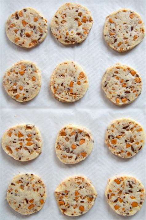 butterscotch-shortbread-cookies-mom-on-timeout image