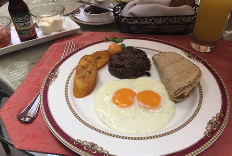 gallo-pinto-costa-ricas-national-dish-latin-america image