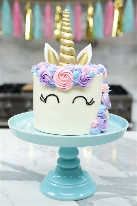 how-to-make-a-unicorn-cake-rosanna-pansino image
