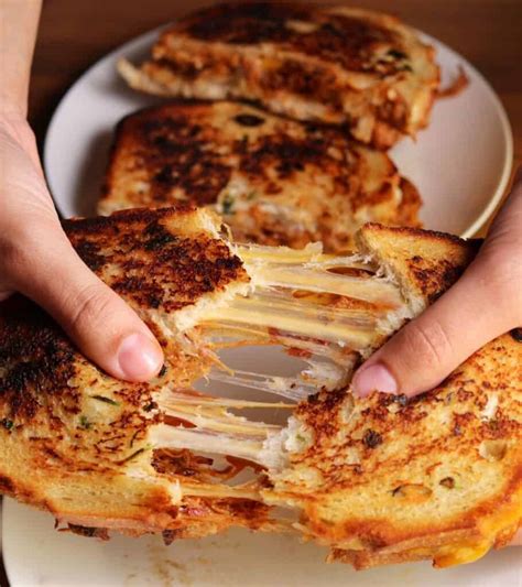 leftover-pulled-pork-grilled-cheese-with-the-woodruffs image