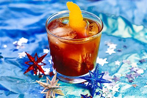 17-festive-cocktail-recipes-for-4th-of-july-observer image