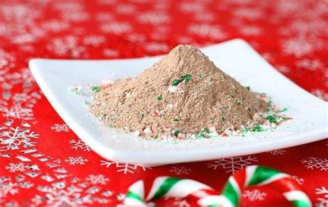 homemade-mint-hot-chocolate-mix image