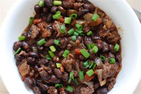 chipotle-chili-with-beef-and-black-beans-snacking-in image