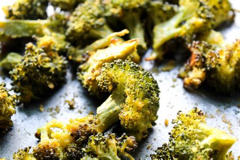 vegan-roasted-broccoli-the-hidden-veggies image