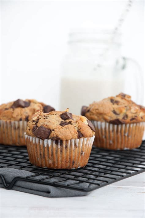 chunky-monkey-muffins-recipe-vegan-refined-sugar image